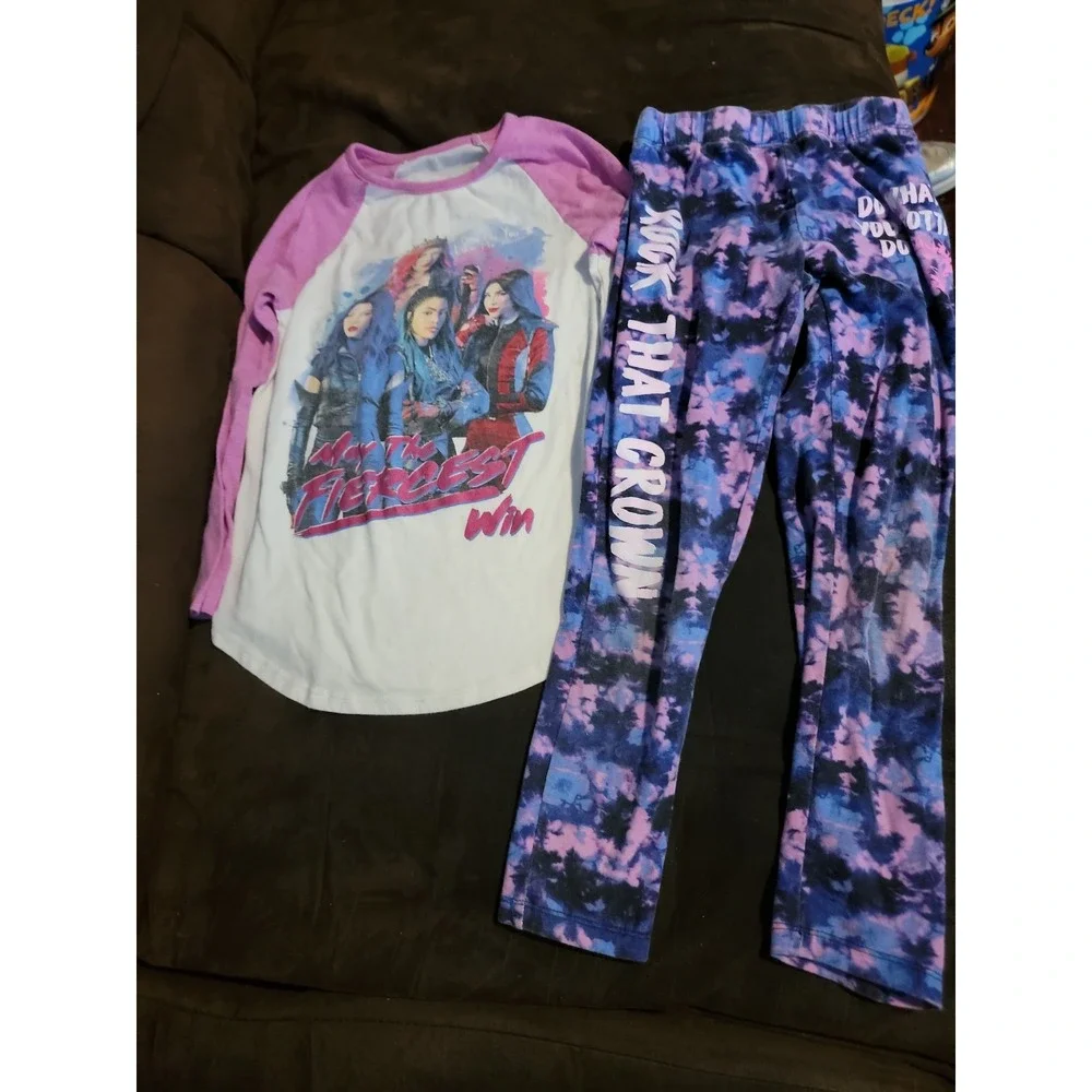 Disney descendants 3 may the fiercest win top and leggings size 7 8